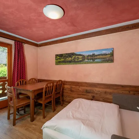 Maison De Leon Aparthotel 3*