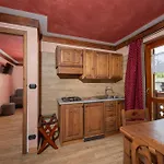 Maison De Leon 3* تورنيون